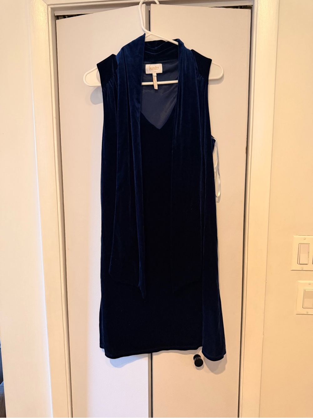 Laundry By Shelli Segal Navy Velvet Mini Dress with Scarf Tie